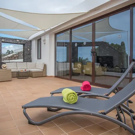 Casa Marquesa With Private Heated Pool & Sea Views カレタ・デ・ファマラ